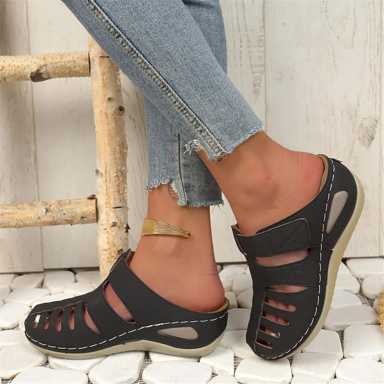 Closed Toe Sandals Women Wide Width Breathable Anti-Slip Orthopedic Sandals with Arch Support Hollow Out Platform Gladiator Buckle Strap Beach Shoes