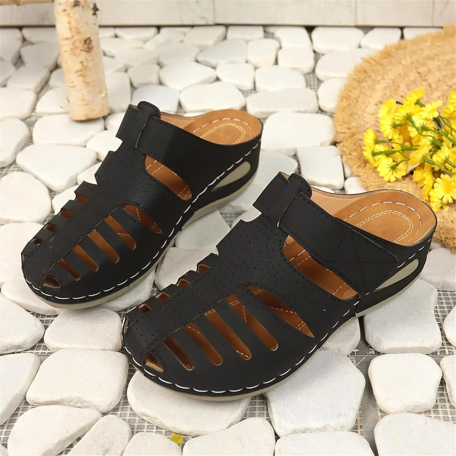 Closed Toe Sandals Women Wide Width Breathable Anti-Slip Orthopedic Sandals with Arch Support Hollow Out Platform Gladiator Buckle Strap Beach Shoes