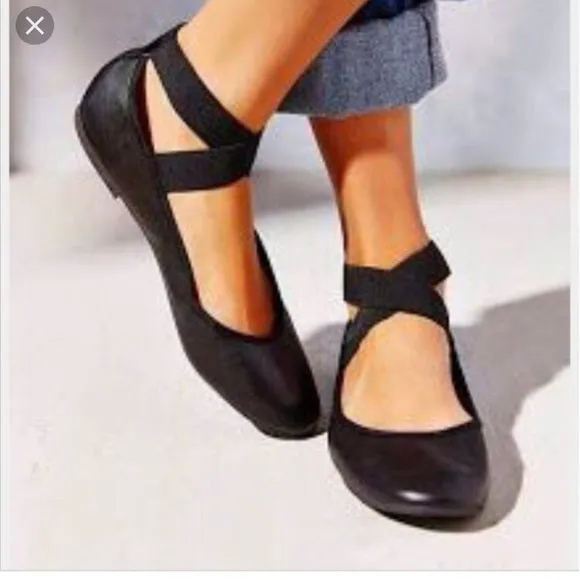 Jessica Simpson Mandalaye Black Casual Elastic Cross Ankle Strap Ballet Flats